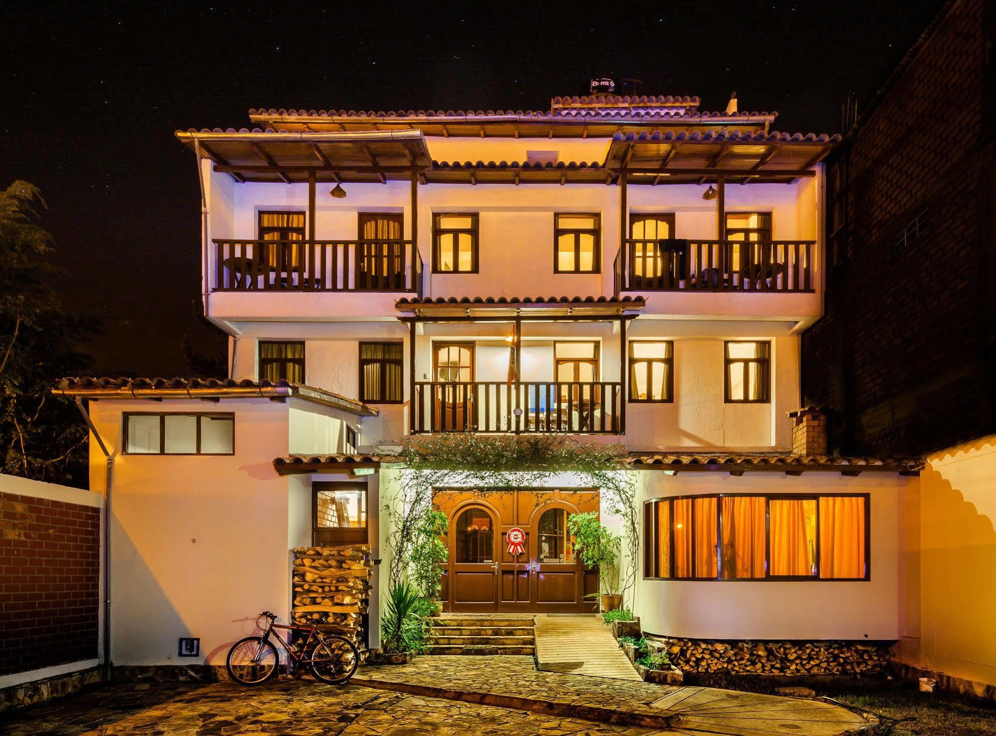 Hotel Santa Cruz Huaraz  Esterno foto